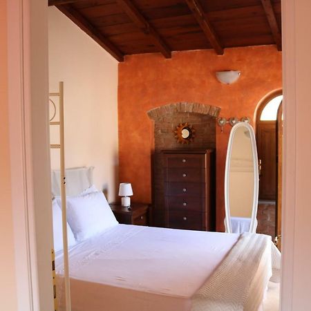 Casa Vacanze Elena Rometta Ngoại thất bức ảnh