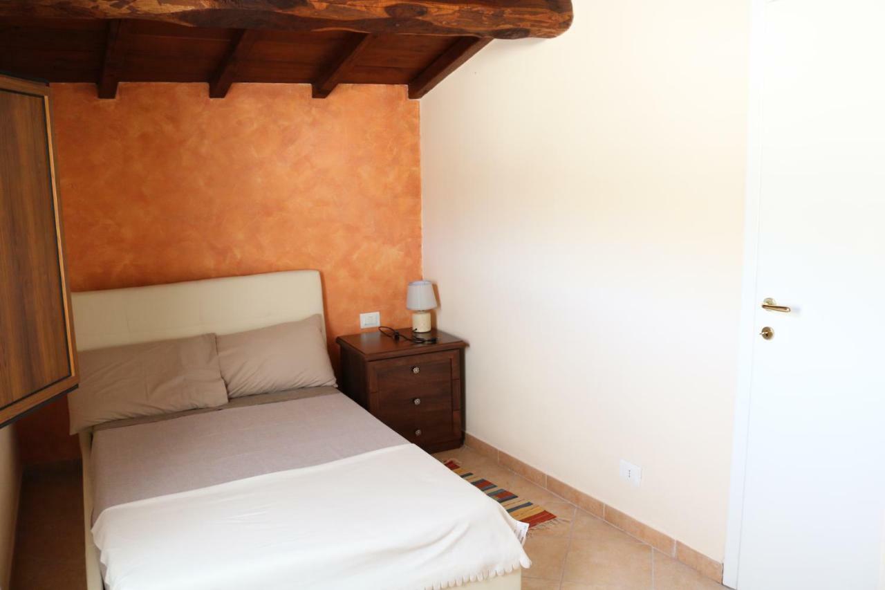 Casa Vacanze Elena Rometta Ngoại thất bức ảnh