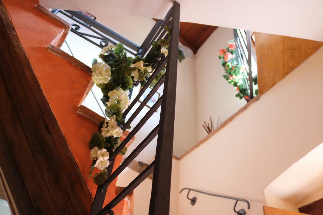 Casa Vacanze Elena Rometta Ngoại thất bức ảnh